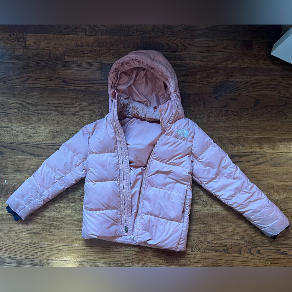 The North Face Jacket Girls- size S (7/8)- light rose pink color